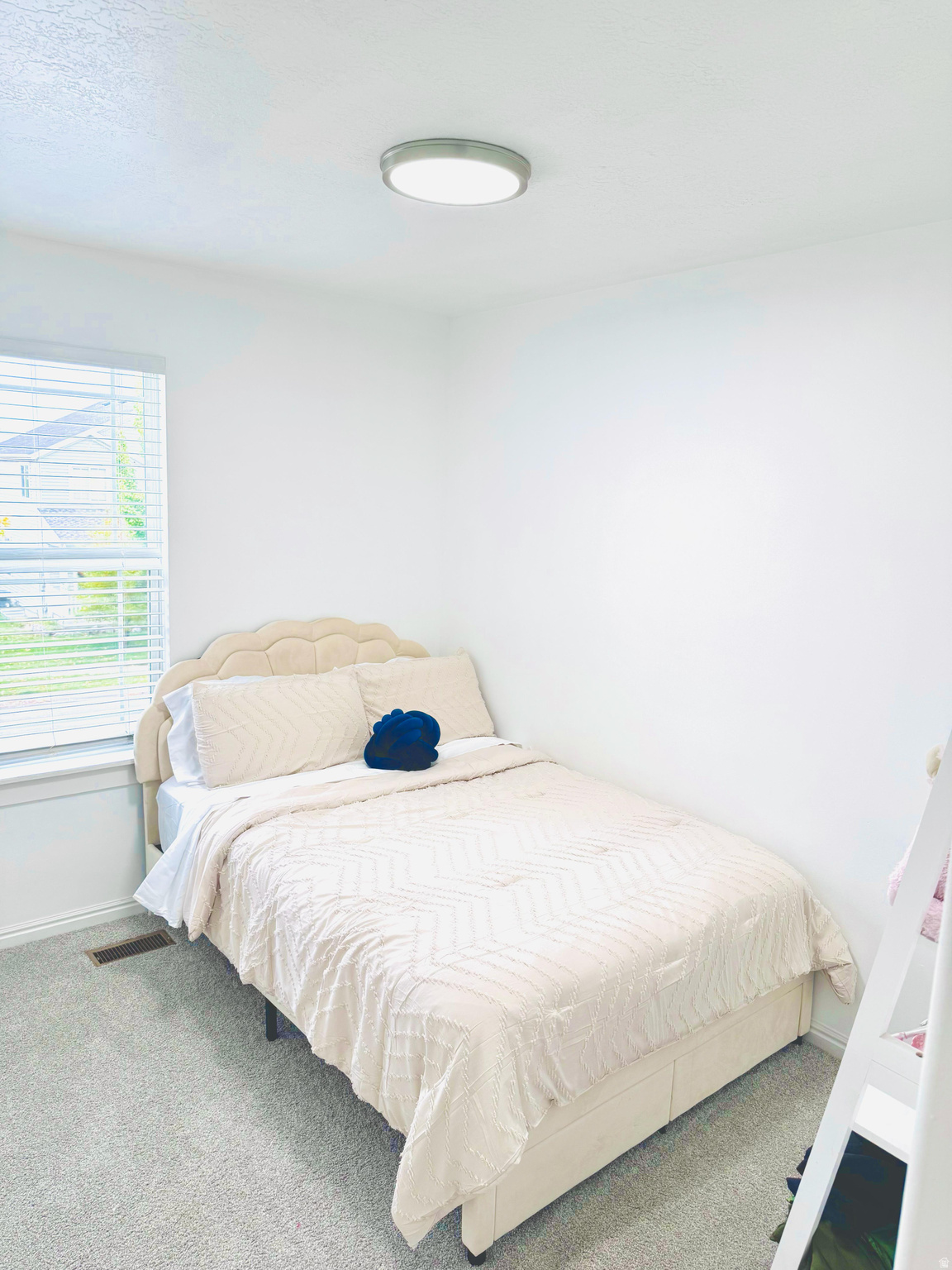 O FALLONS BLUFF - Residential