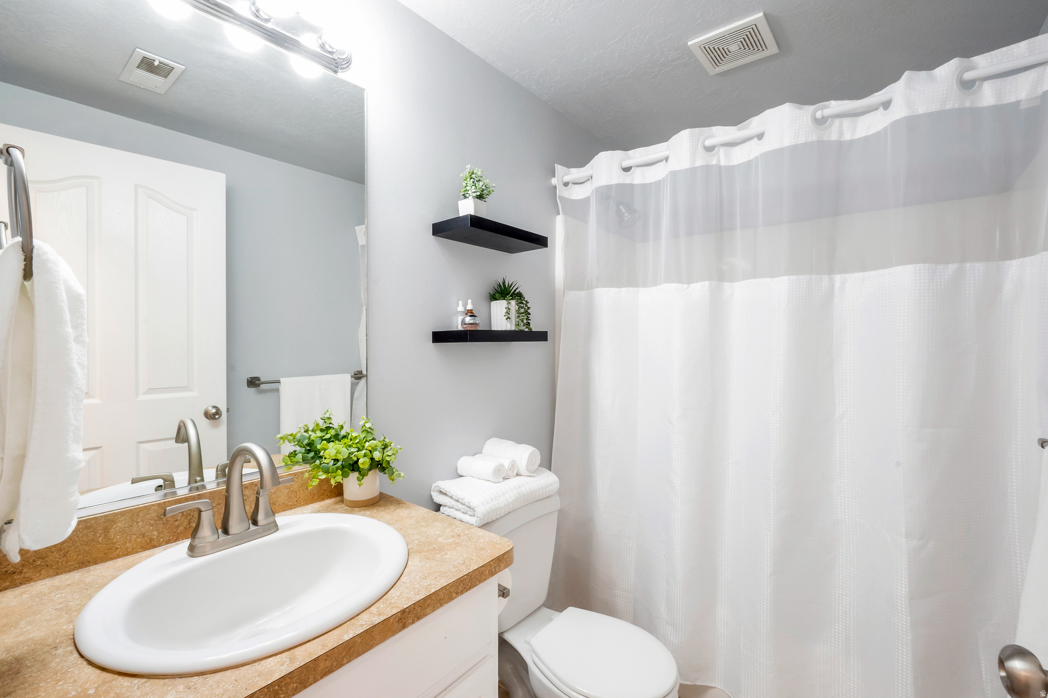 O FALLONS BLUFF - Residential