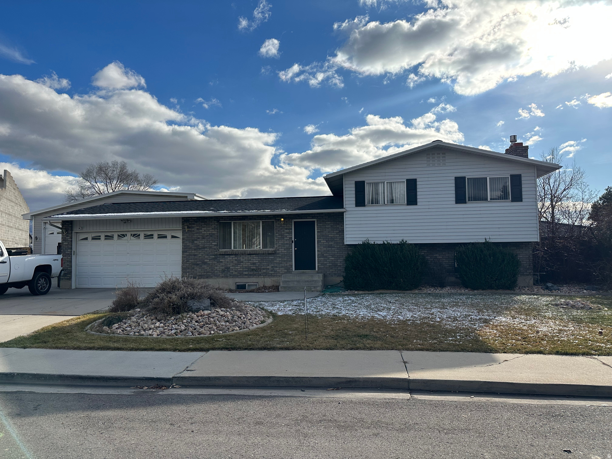 BICENTENNIAL ESTATES - Residential