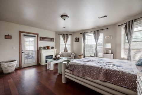 Tiny photo for 2467 S 500 E, Salt Lake City, UT 84106 (MLS # 2147859)