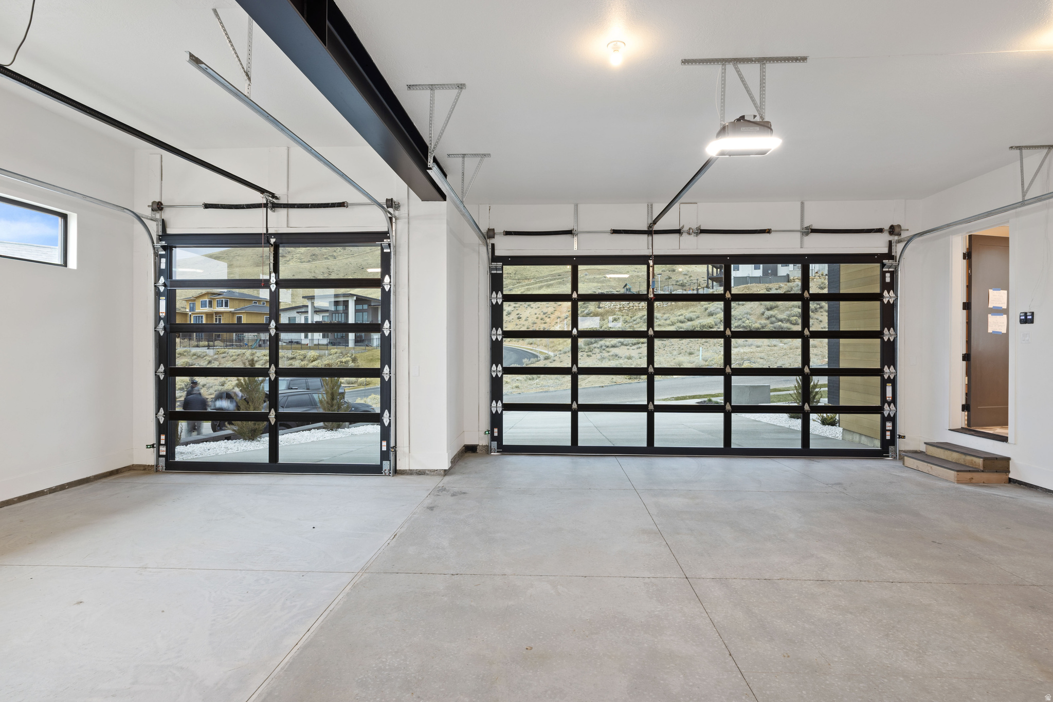 TRAVERSE MOUNTAIN - Residential