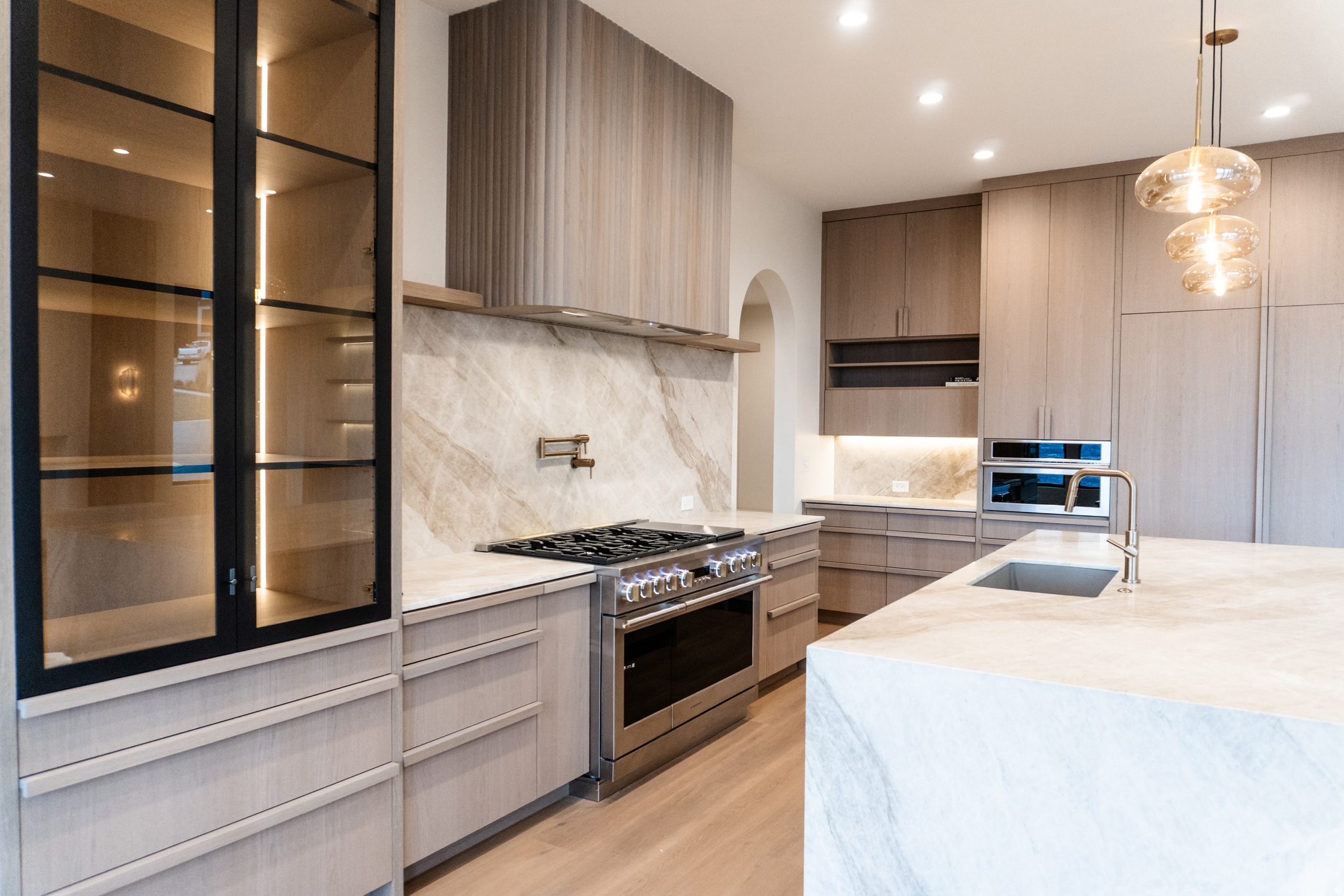 TRAVERSE MOUNTAIN - Residential