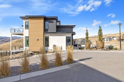 Tiny photo for 1307 W ANNUVOLATO WAY, Lehi, UT 84043 (MLS # 2127757)
