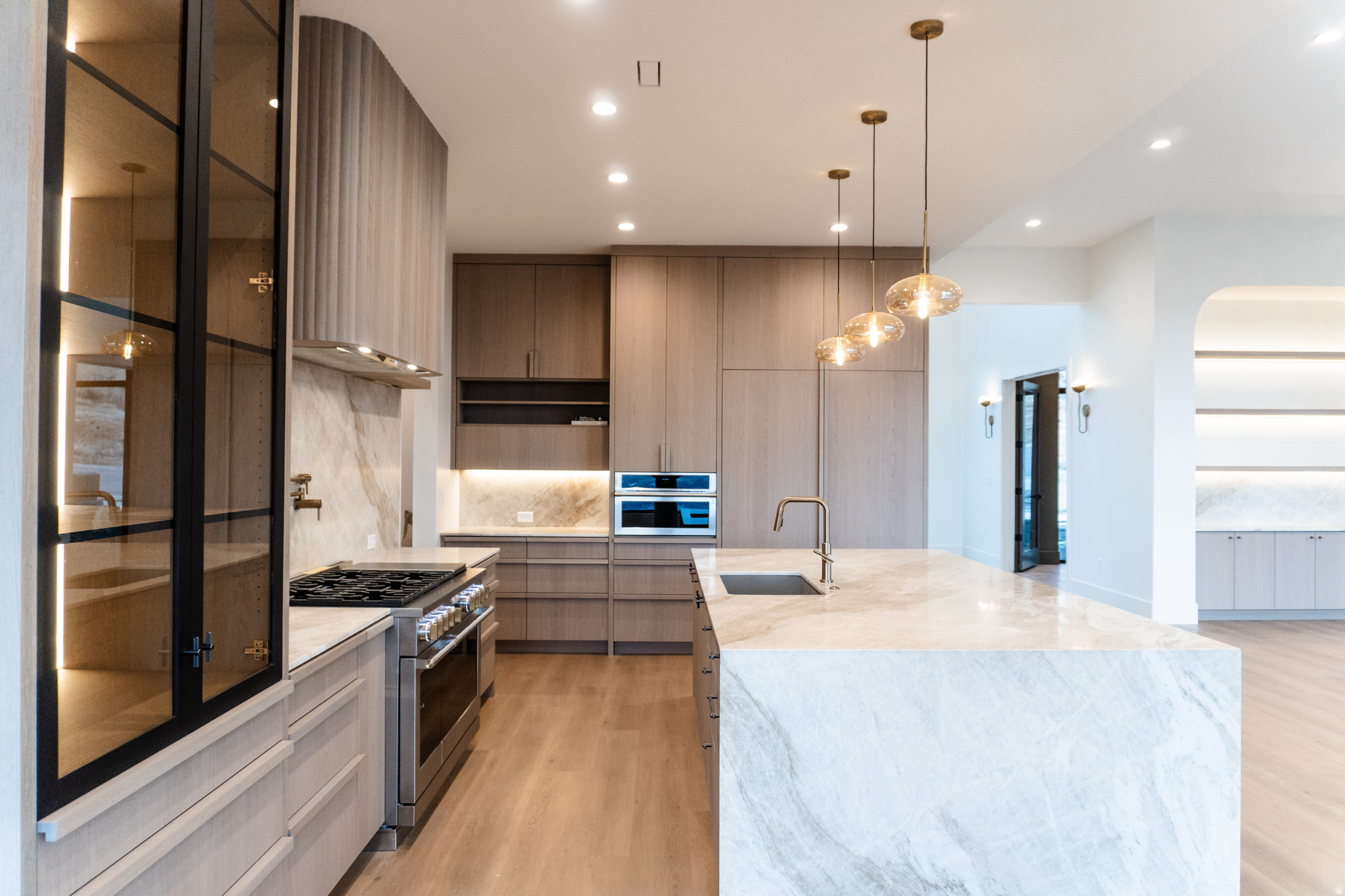 TRAVERSE MOUNTAIN - Residential