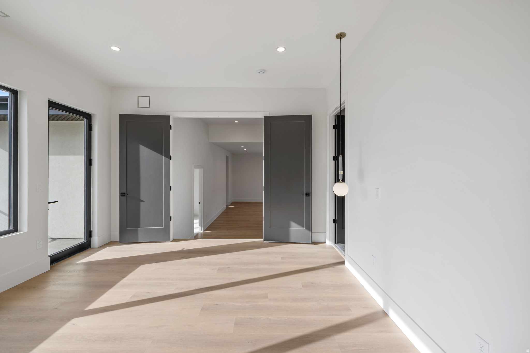 TRAVERSE MOUNTAIN - Residential