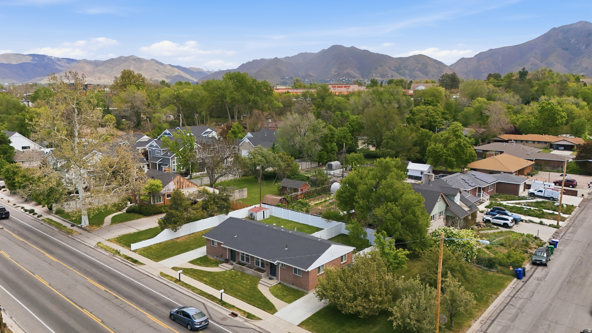LUCKLAND SUB - Residential Income