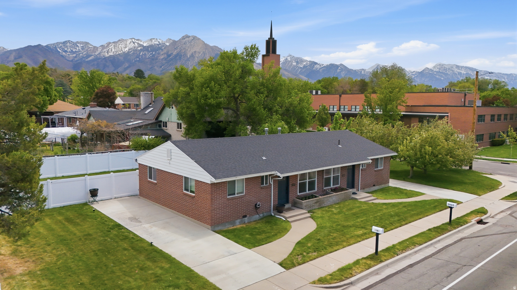 LUCKLAND SUB - Residential Income