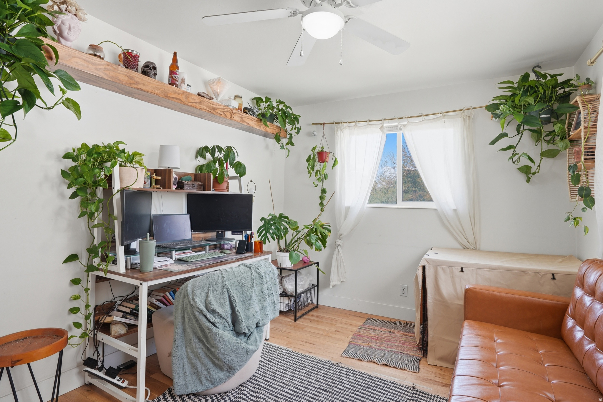 LUCKLAND SUB - Residential Income