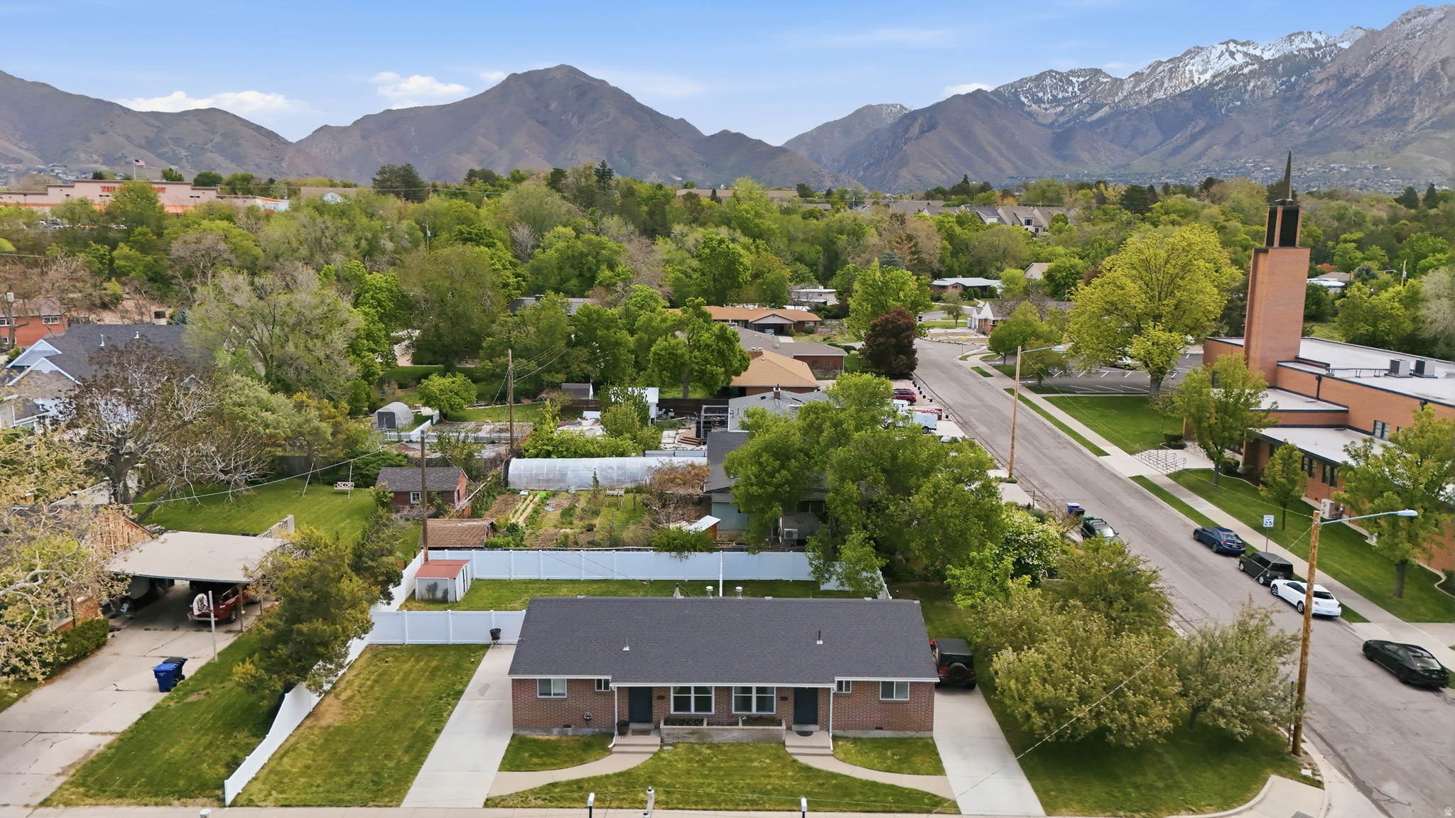 LUCKLAND SUB - Residential Income