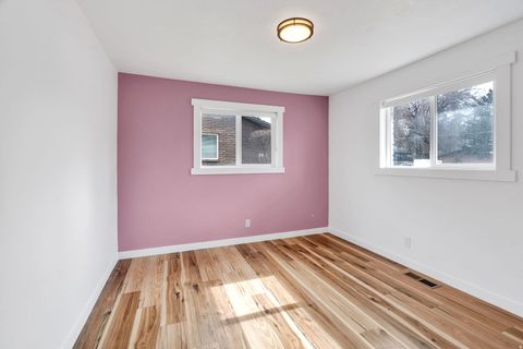 Tiny photo for 706 W 2300 N, Clinton, UT 84015 (MLS # 2138486)