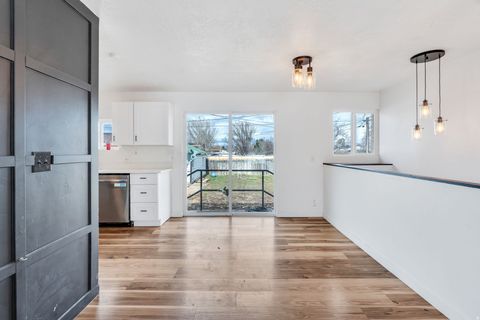 Tiny photo for 706 W 2300 N, Clinton, UT 84015 (MLS # 2138486)