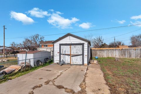 Tiny photo for 706 W 2300 N, Clinton, UT 84015 (MLS # 2138486)