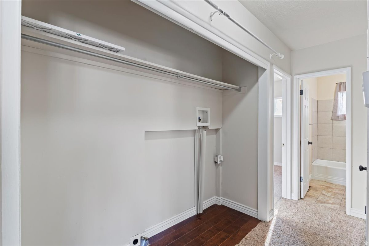 RON-CLARE VILLAGE - Residential