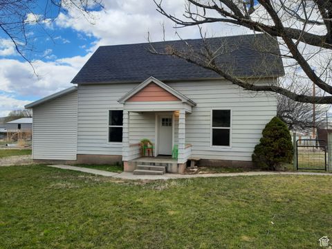 Apartment For Sale - 497 N 200<br/> Sanpete County, Mayfield, UT 84643