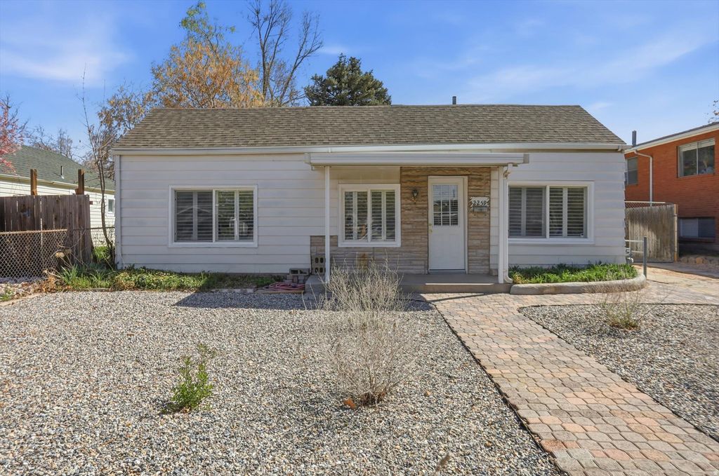 Photo of 2259 S 800 E, Salt Lake City, UT 84106 (MLS # 2146705)