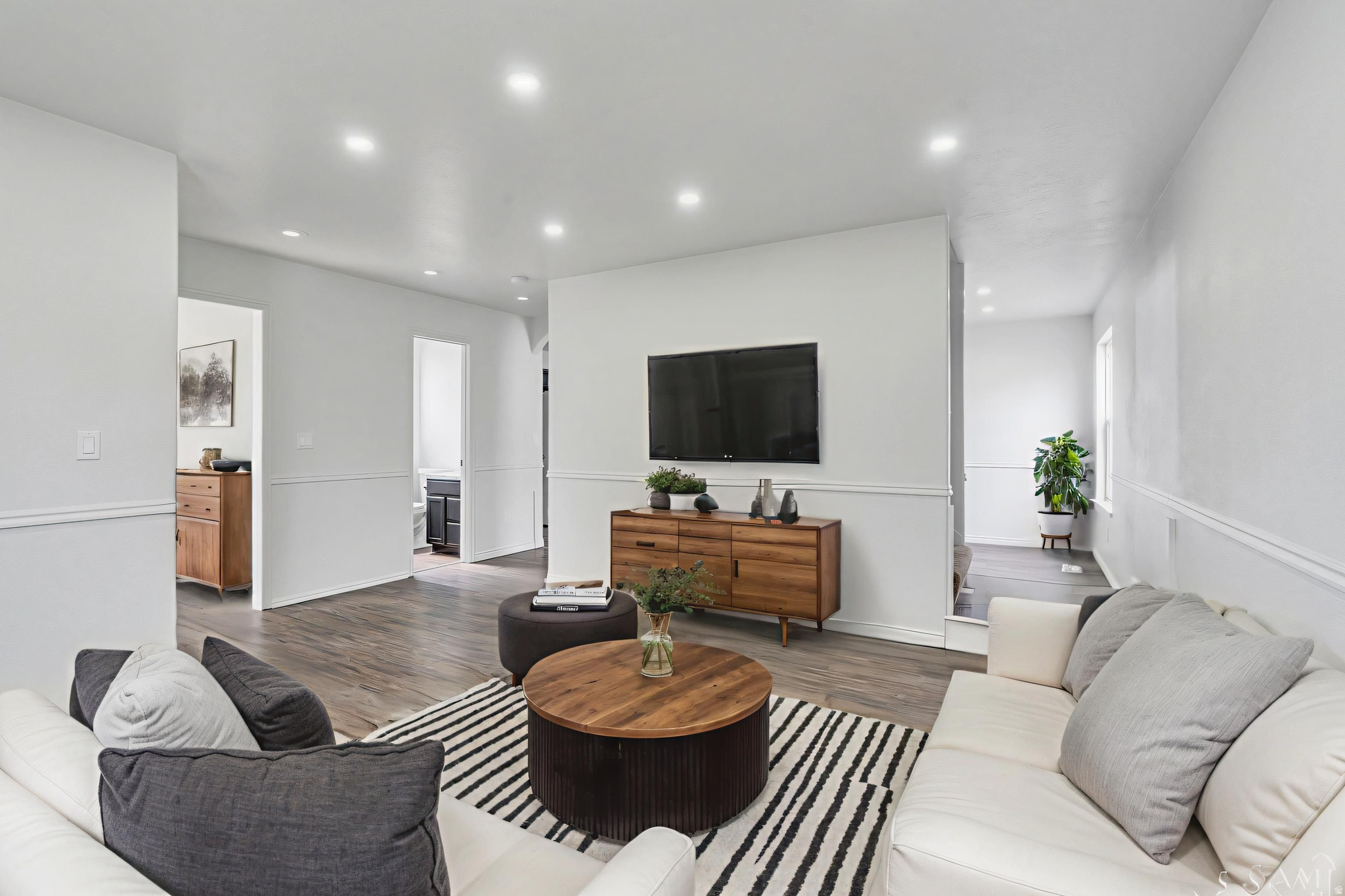 THE RANCHES - Residential