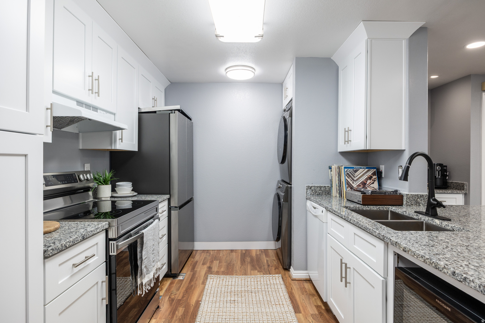 TOWNE PARK - Residential