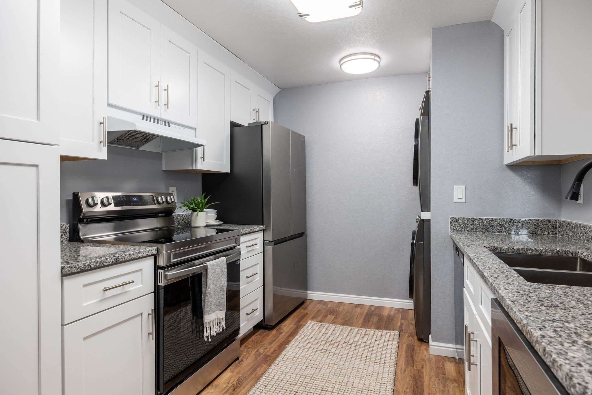 TOWNE PARK - Residential