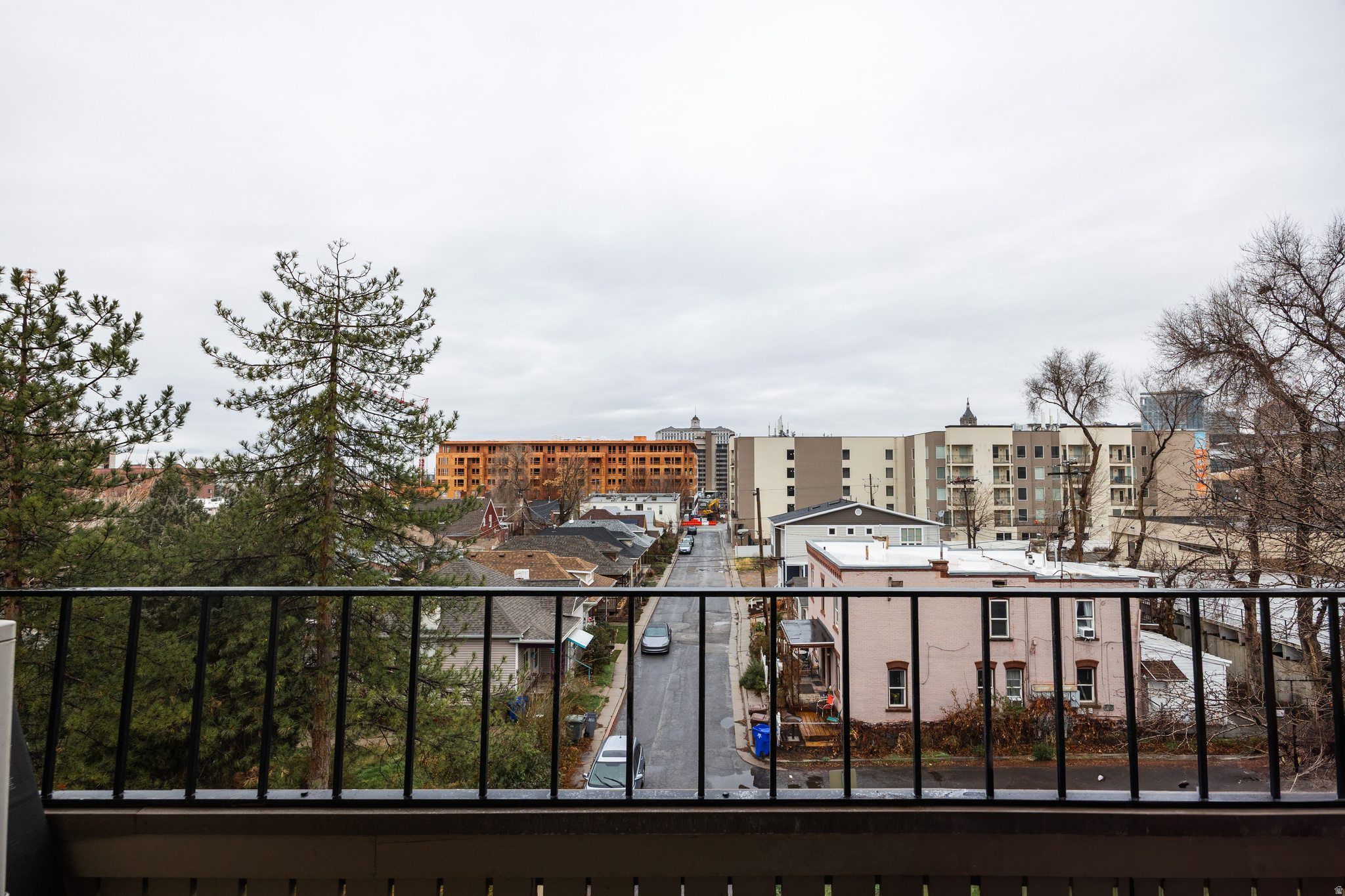 TOWNE PARK - Residential