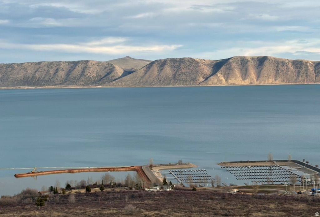 Photo of 1245 SCULPIN LOOP N, Garden City, UT 84028 (MLS # 2127025)