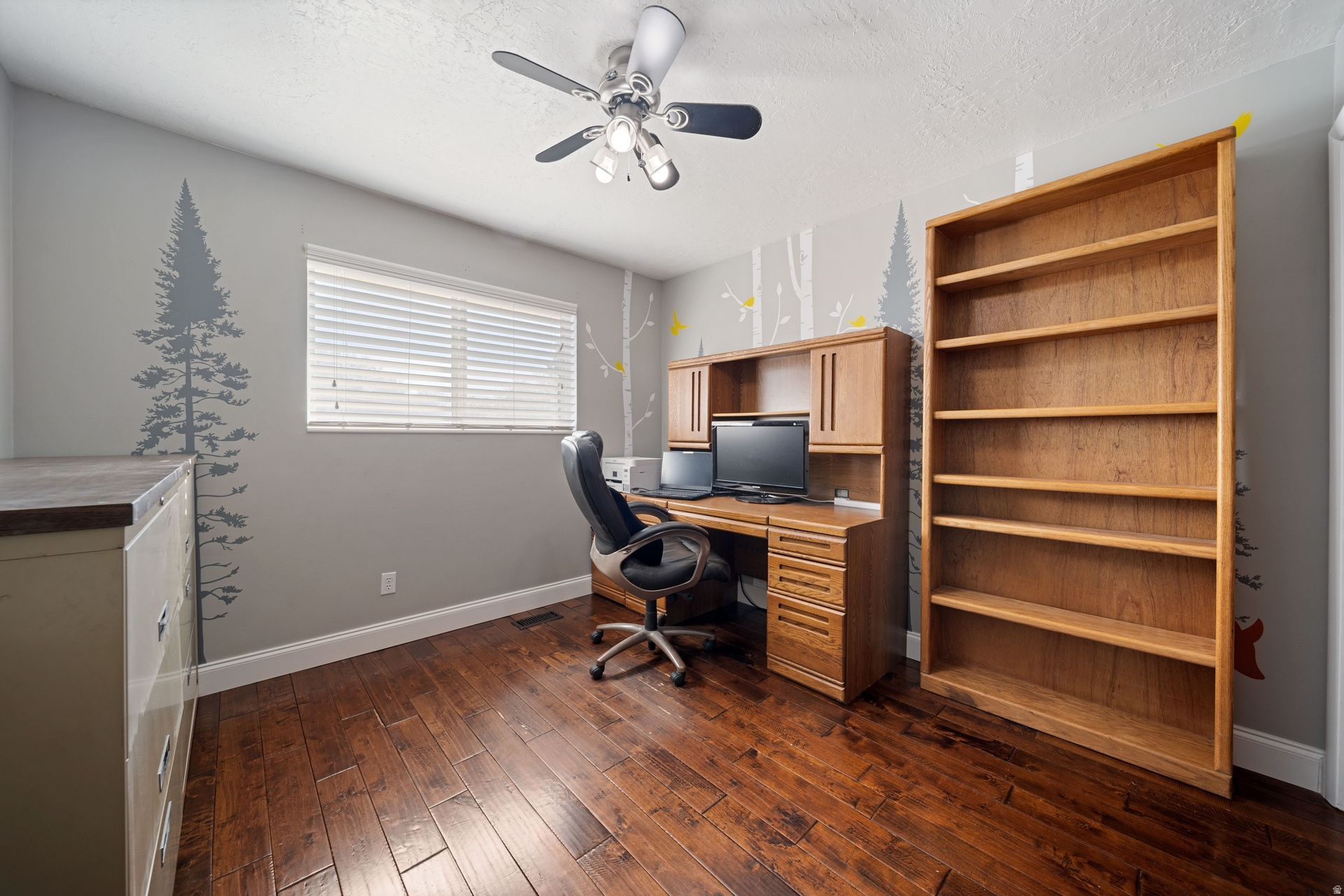 WOODHAVEN VILLAGE - Residential