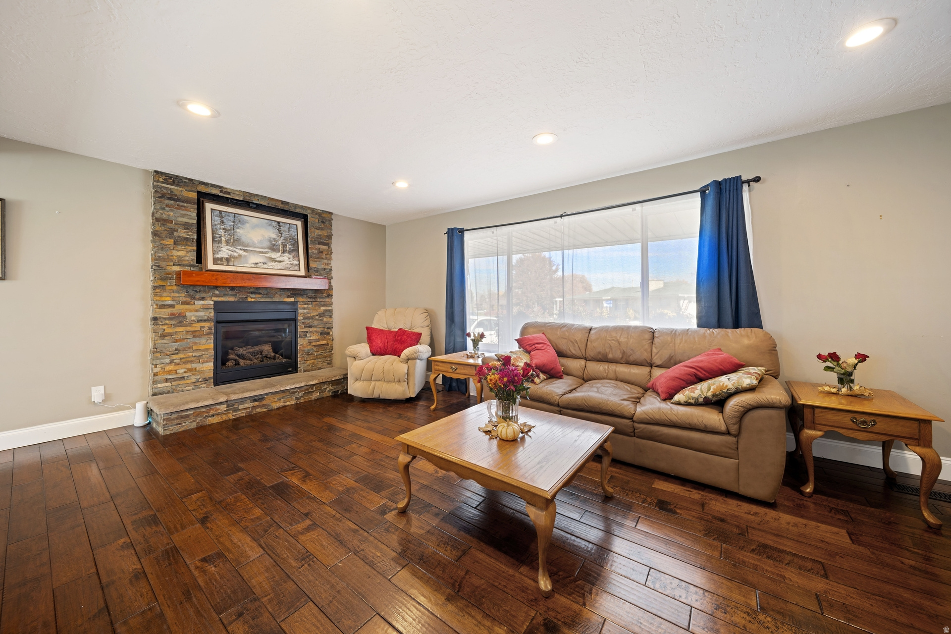 WOODHAVEN VILLAGE - Residential