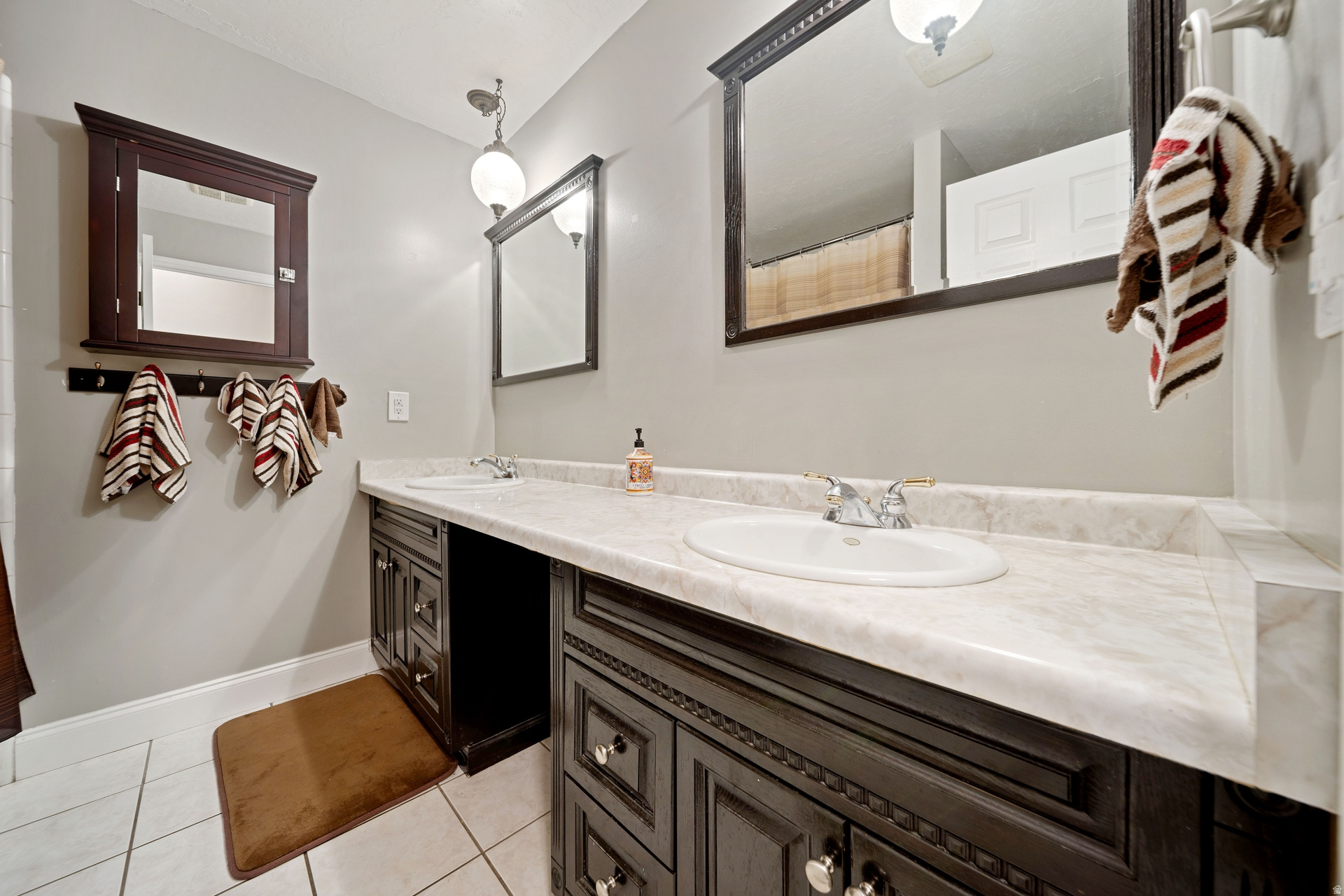 WOODHAVEN VILLAGE - Residential