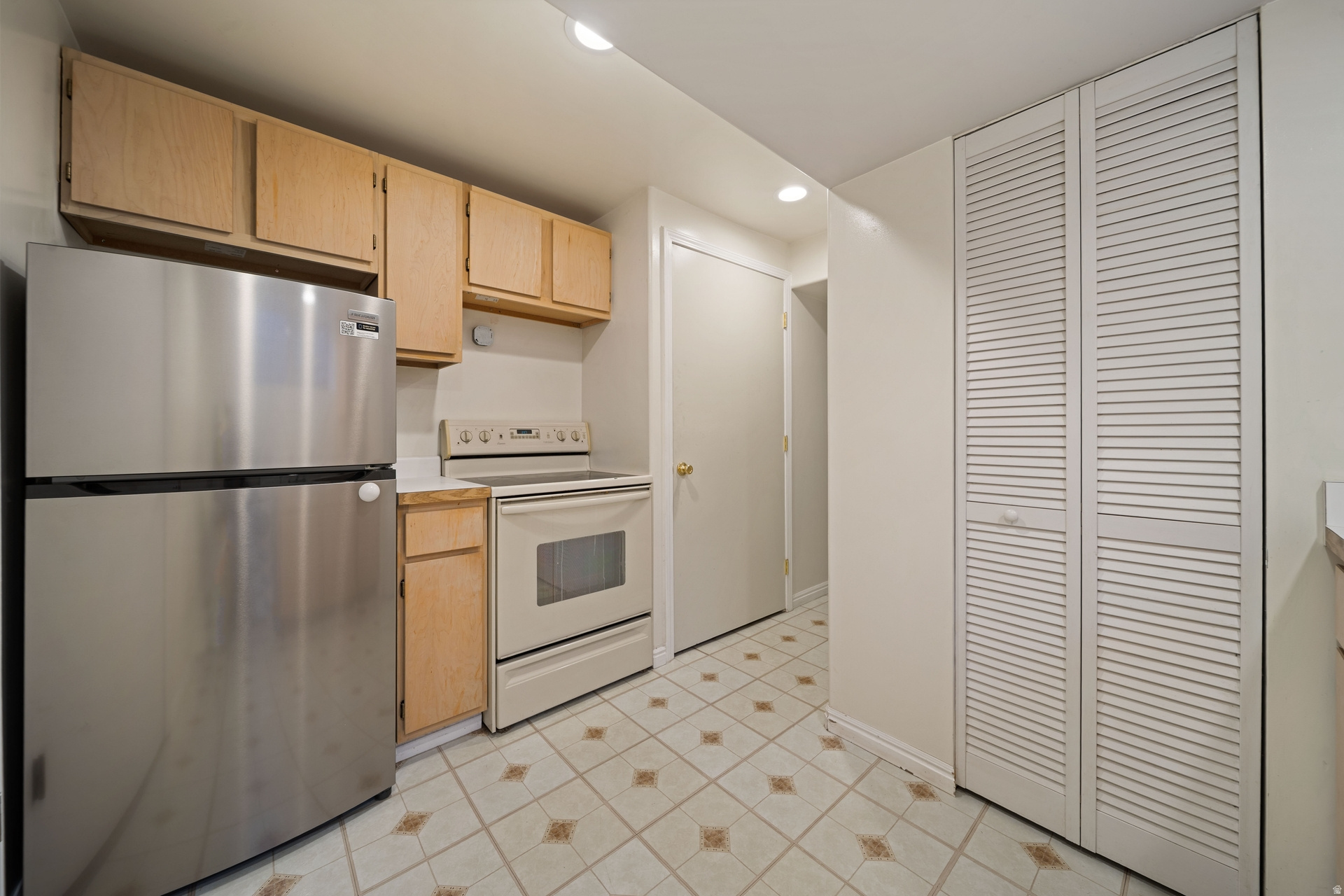 WOODHAVEN VILLAGE - Residential