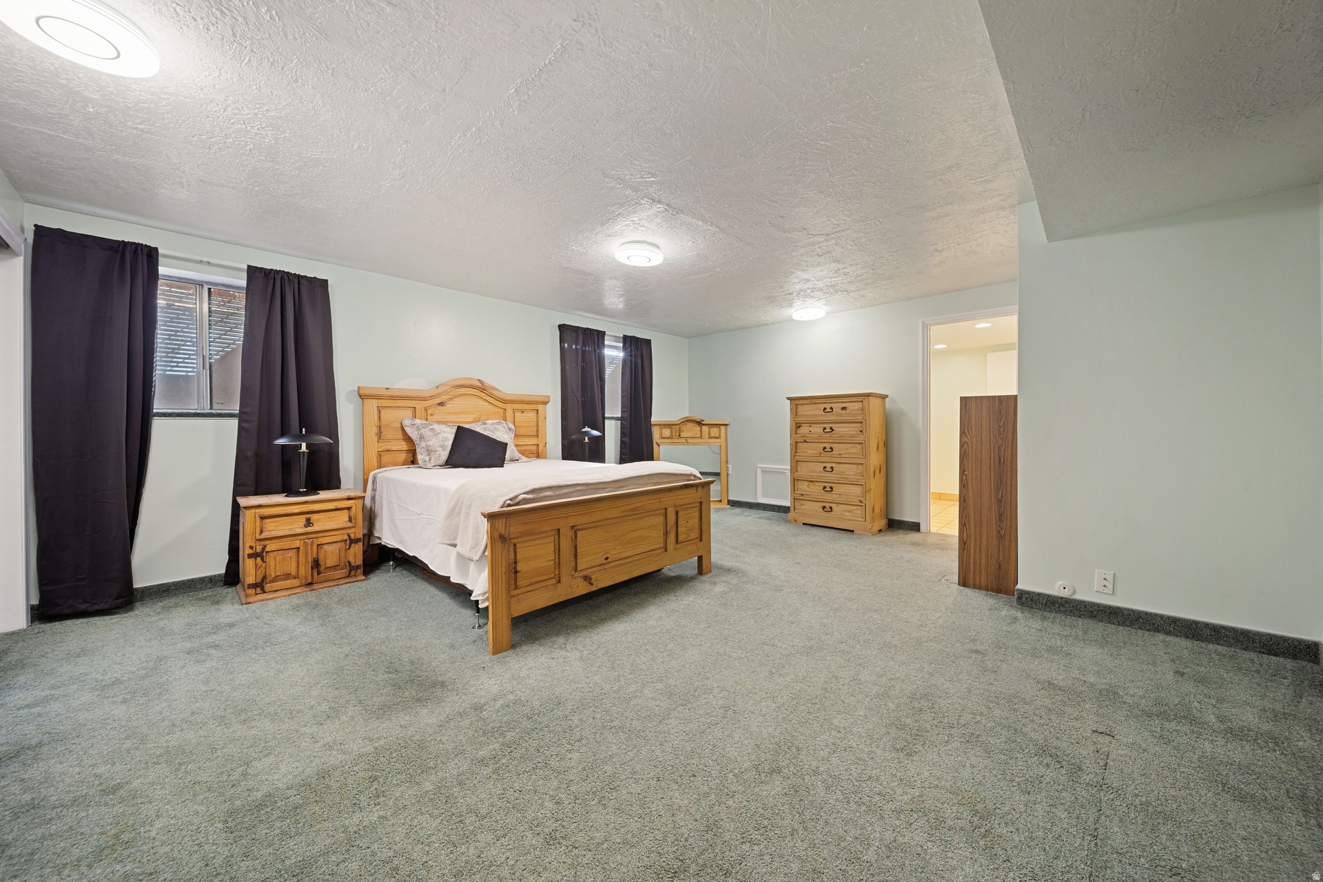 WOODHAVEN VILLAGE - Residential