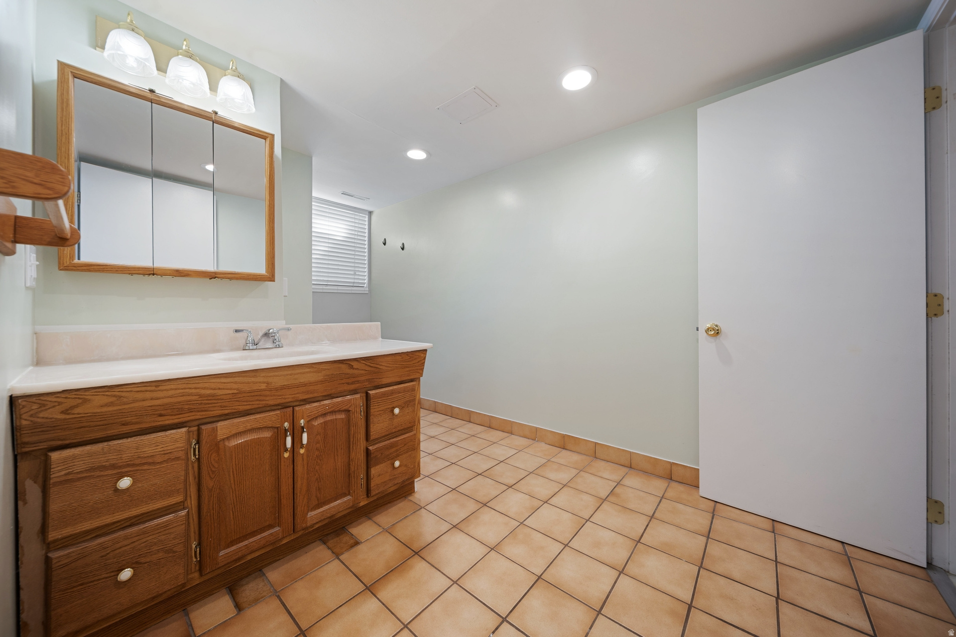 WOODHAVEN VILLAGE - Residential