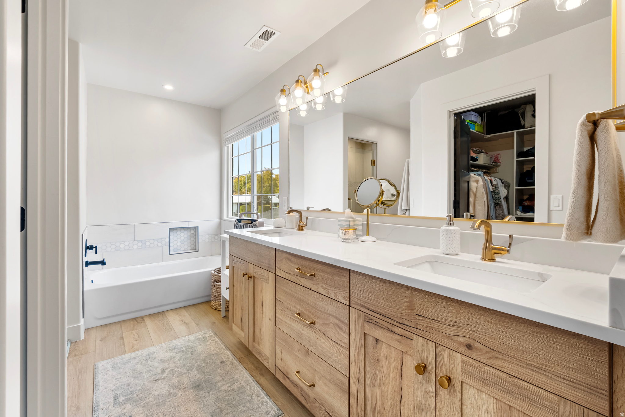 WINTERGARDEN TWIN HOMES - Residential