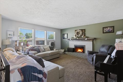 Tiny photo for 2811 W LASTRADA WAY S, Riverton, UT 84065 (MLS # 2158508)