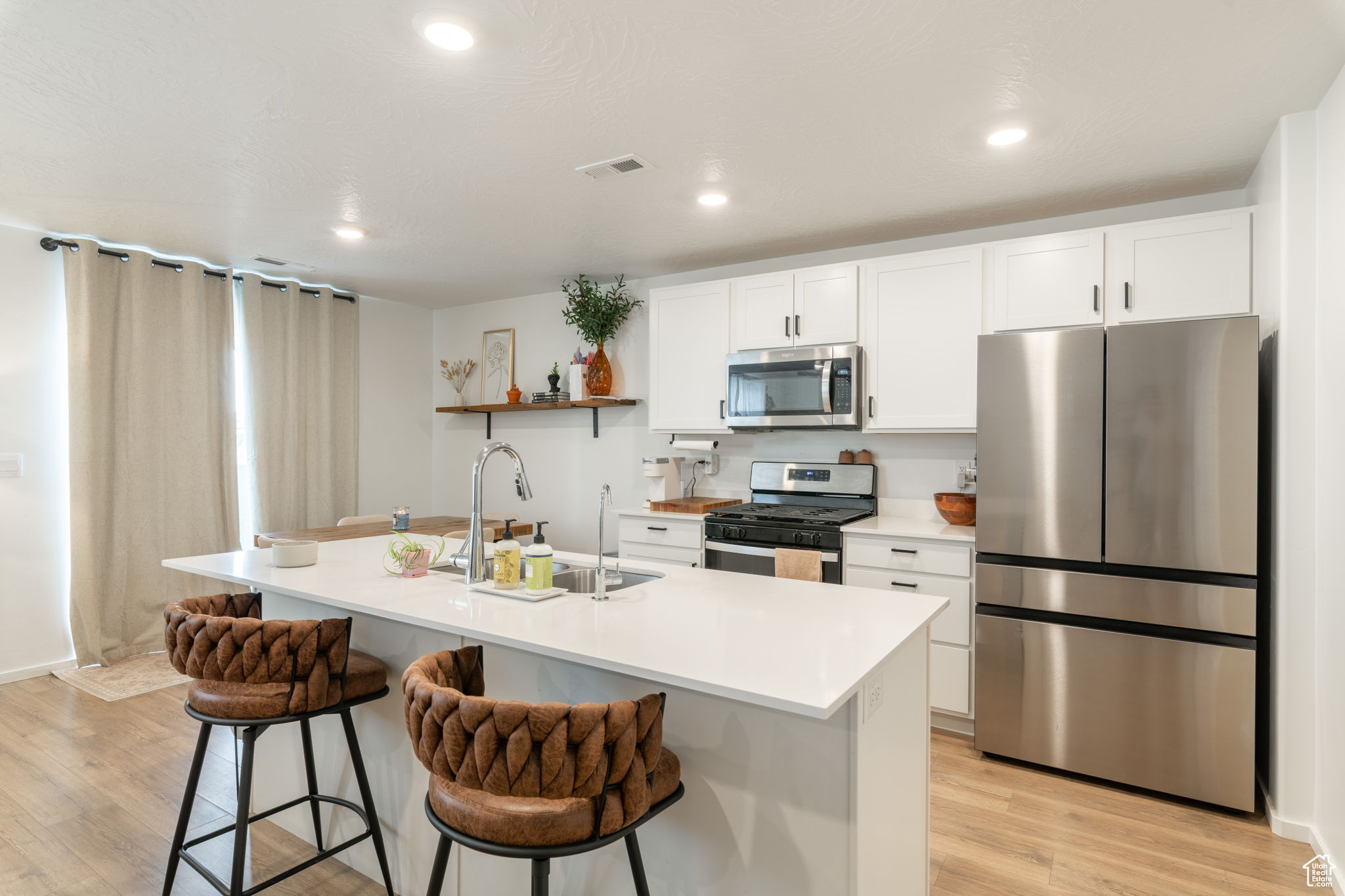 LABYRINTH PT AT LG VALLEY - Residential