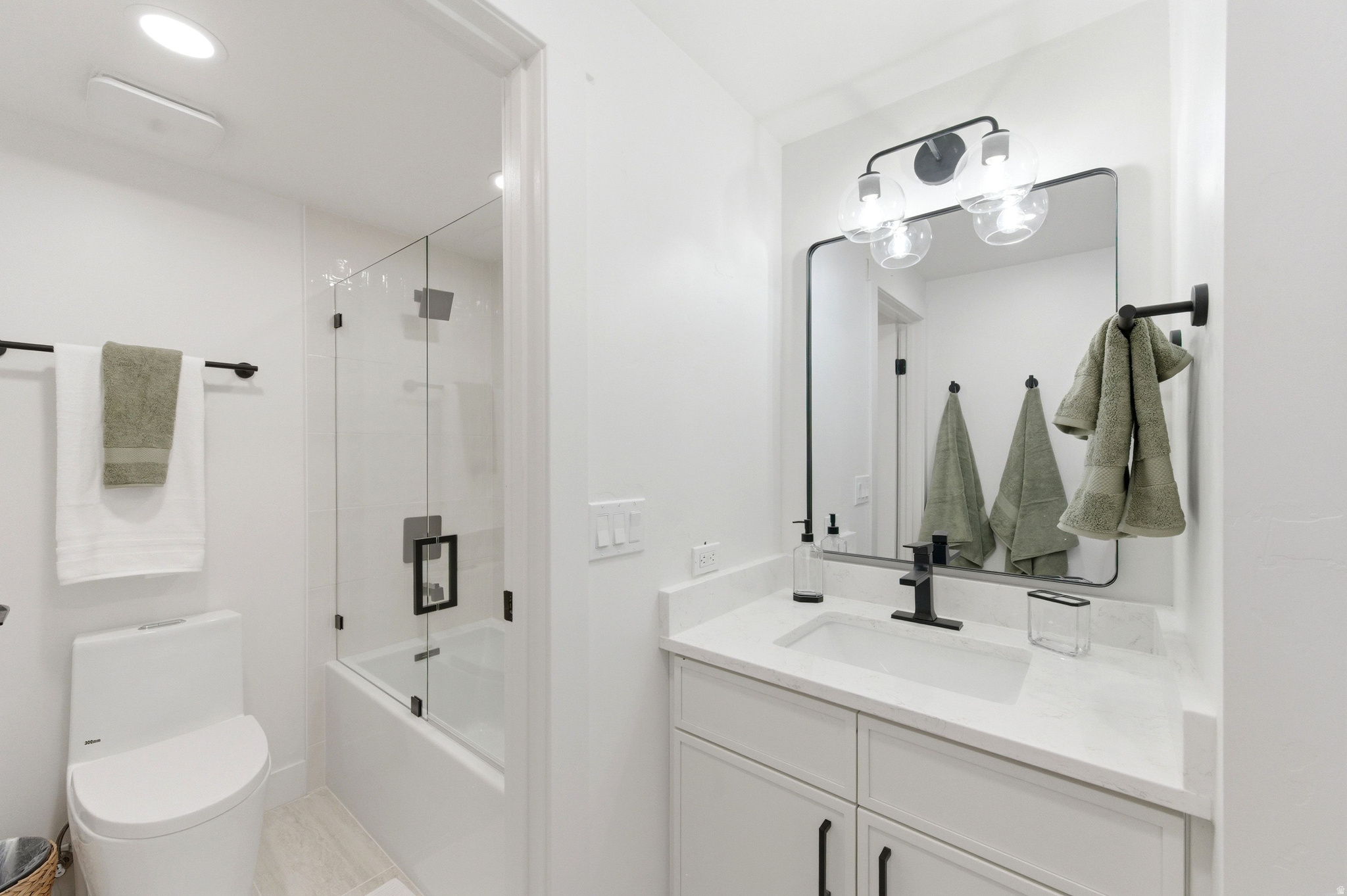 PARK AVENUE CONDOMINIUMS - Residential