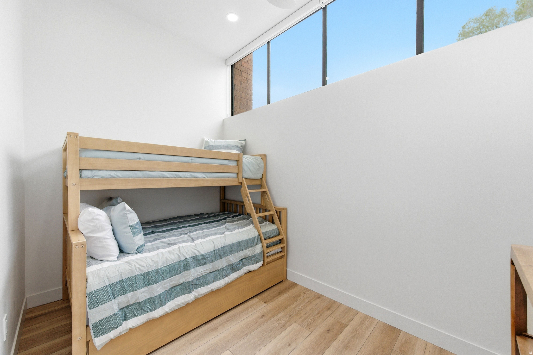 PARK AVENUE CONDOMINIUMS - Residential