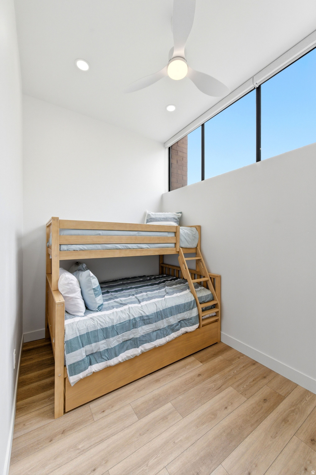 PARK AVENUE CONDOMINIUMS - Residential