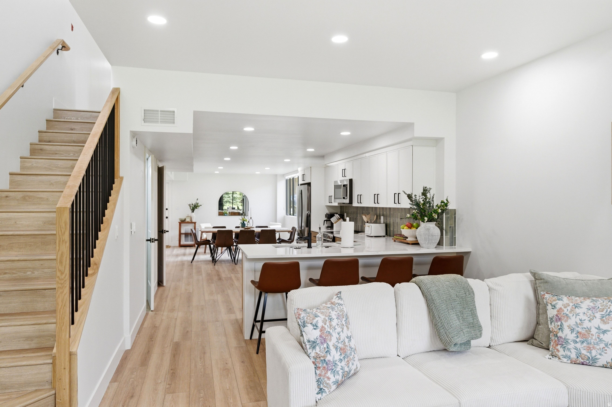 PARK AVENUE CONDOMINIUMS - Residential
