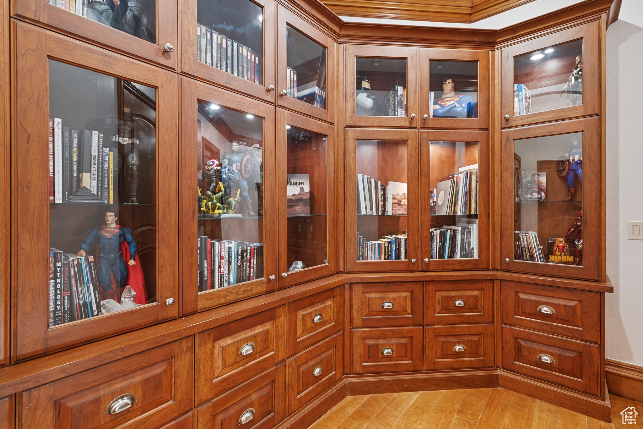 HILLSIDE OAKS - Residential