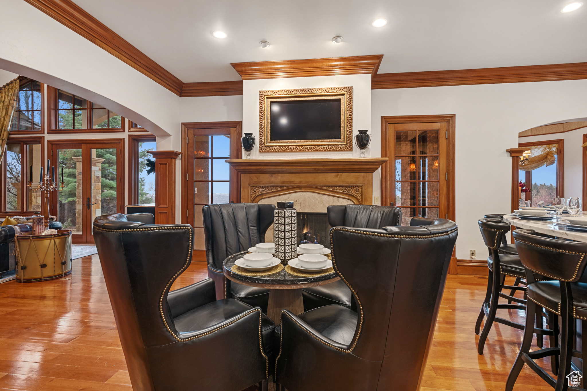 HILLSIDE OAKS - Residential