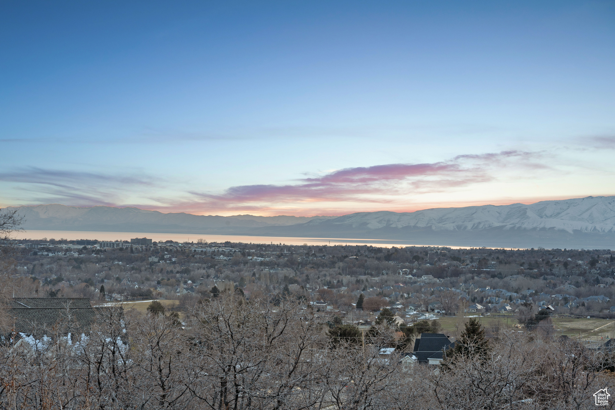HILLSIDE OAKS - Residential