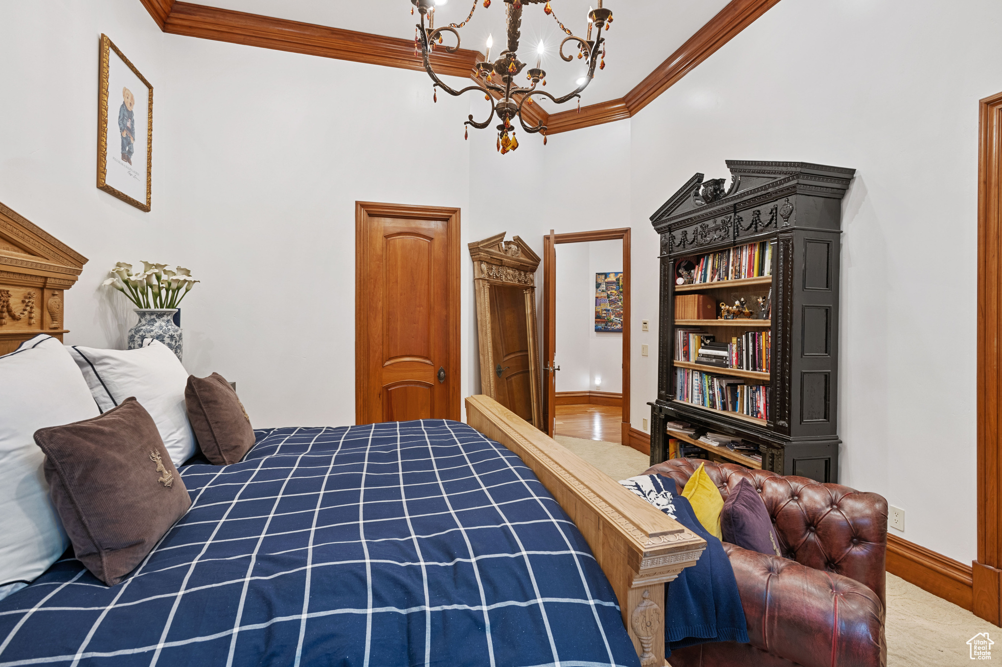 HILLSIDE OAKS - Residential