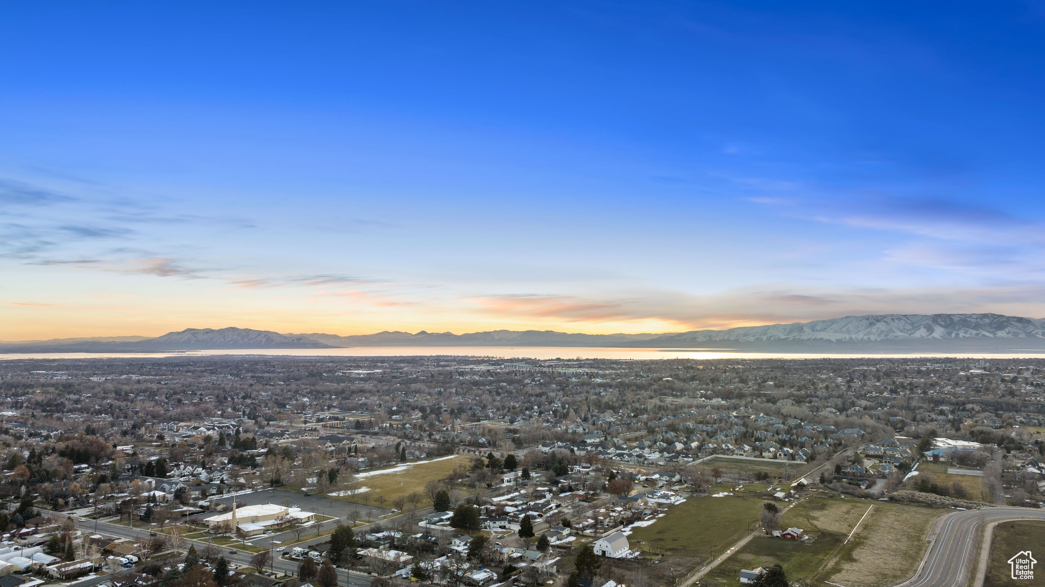 HILLSIDE OAKS - Residential