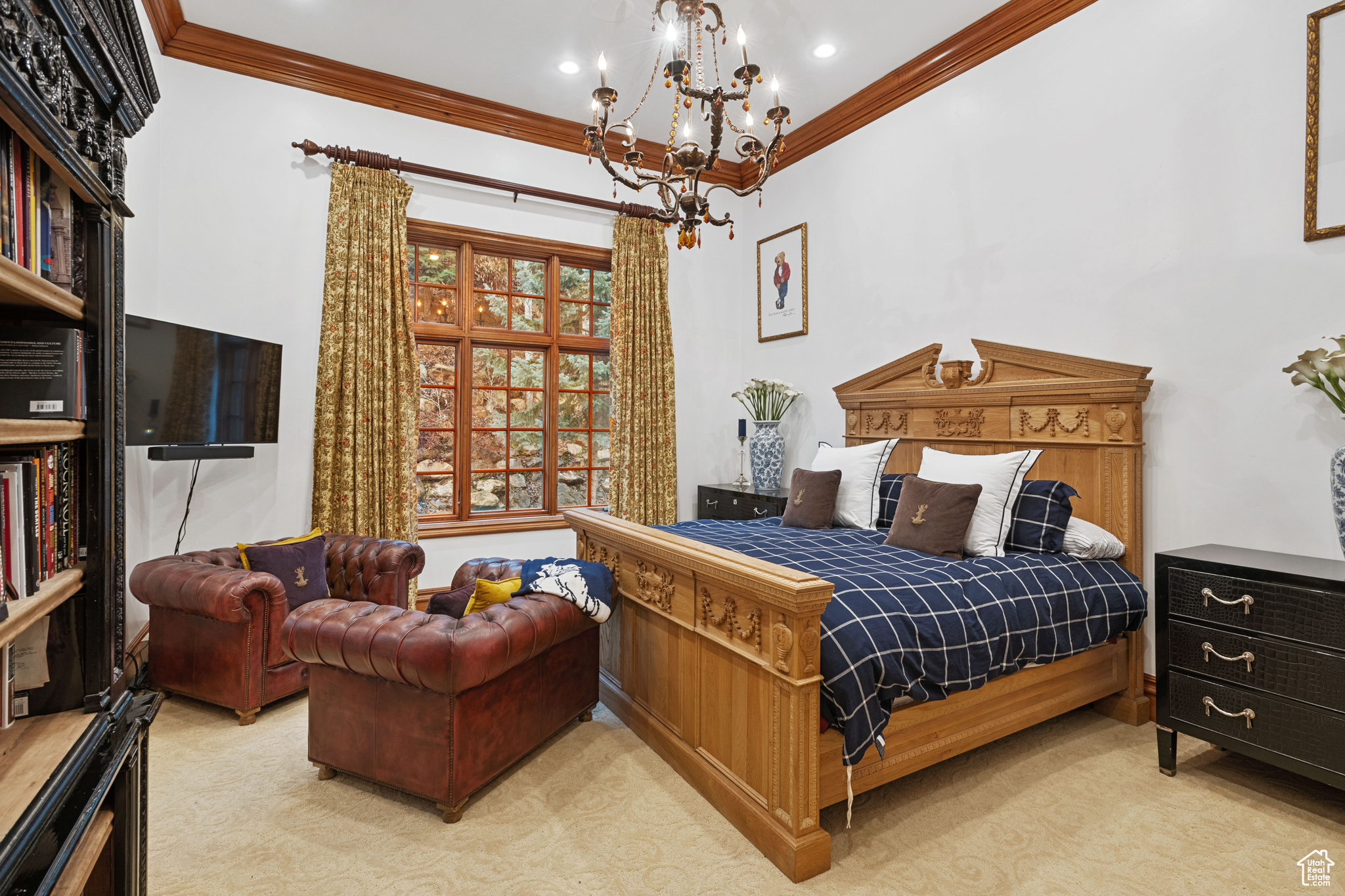 HILLSIDE OAKS - Residential