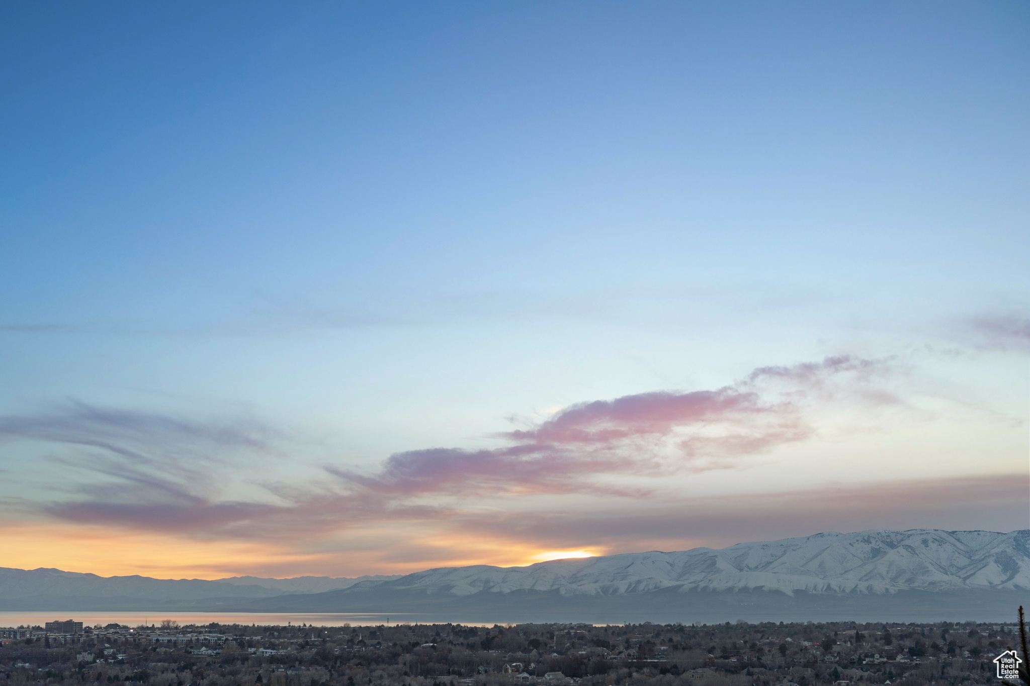 HILLSIDE OAKS - Residential