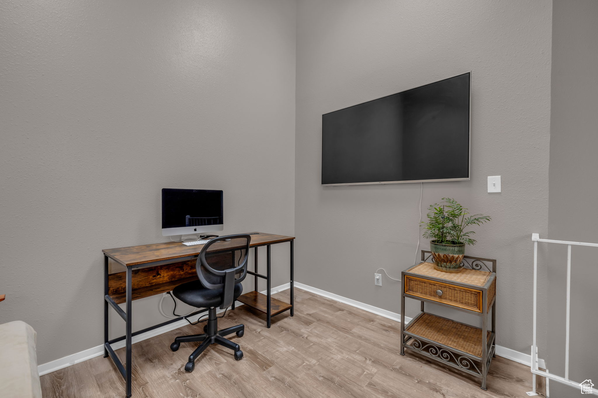 POWDERWOOD - Residential