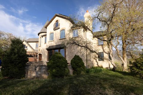 Tiny photo for 1572 N STAYNER DR W, Farmington, UT 84025 (MLS # 2147093)