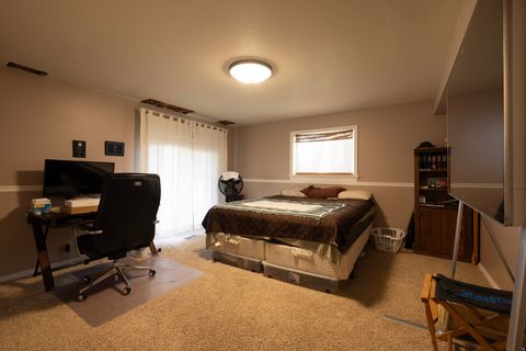 Tiny photo for 1572 N STAYNER DR W, Farmington, UT 84025 (MLS # 2147093)