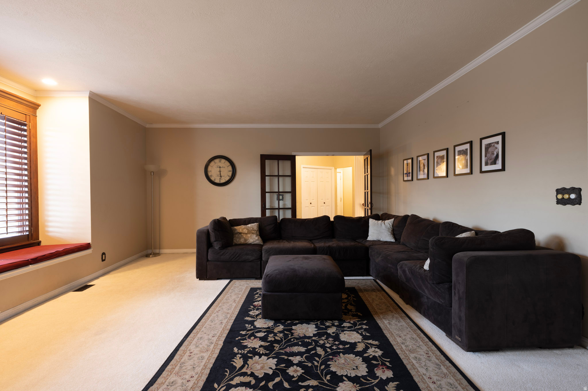 OAKRIDGE VILLAGE - Residential