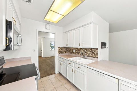 Tiny photo for 1005 EASTGATE RD, Murray, UT 84117 (MLS # 2192122)