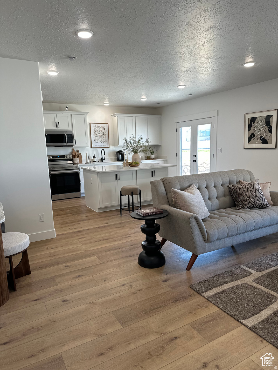 LONE TREE AT CIRCLE FIVE RANCH - Residential